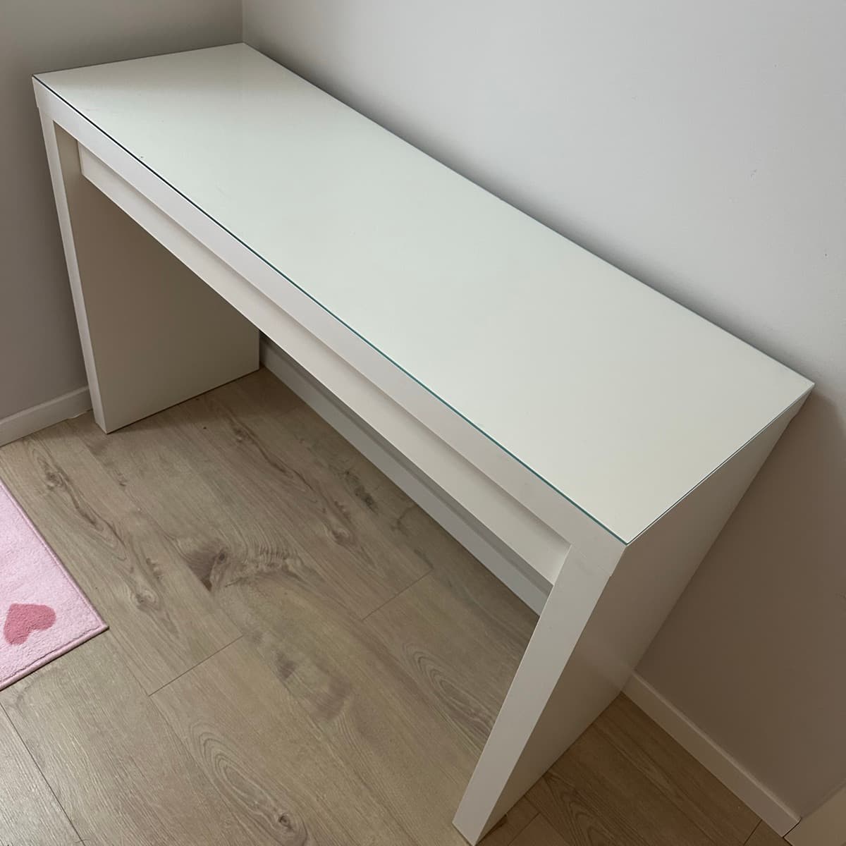 Malm snyrtiborð frá Ikea
