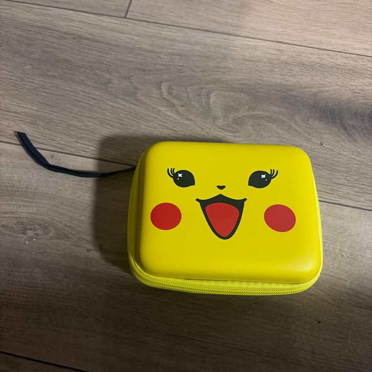 Pikachu geymslutaska