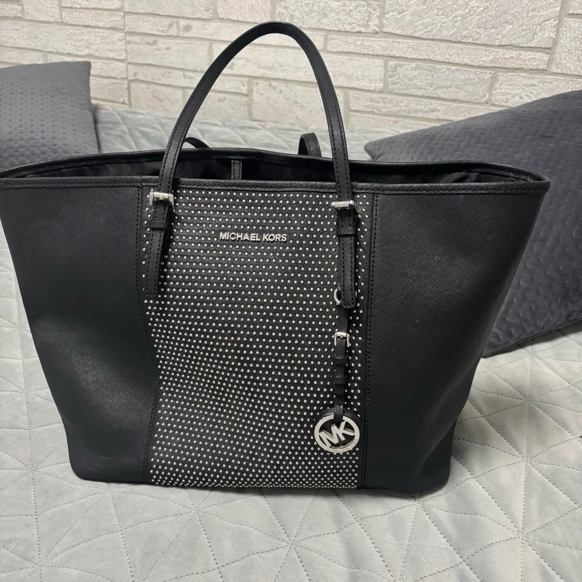 Michael Kors taska