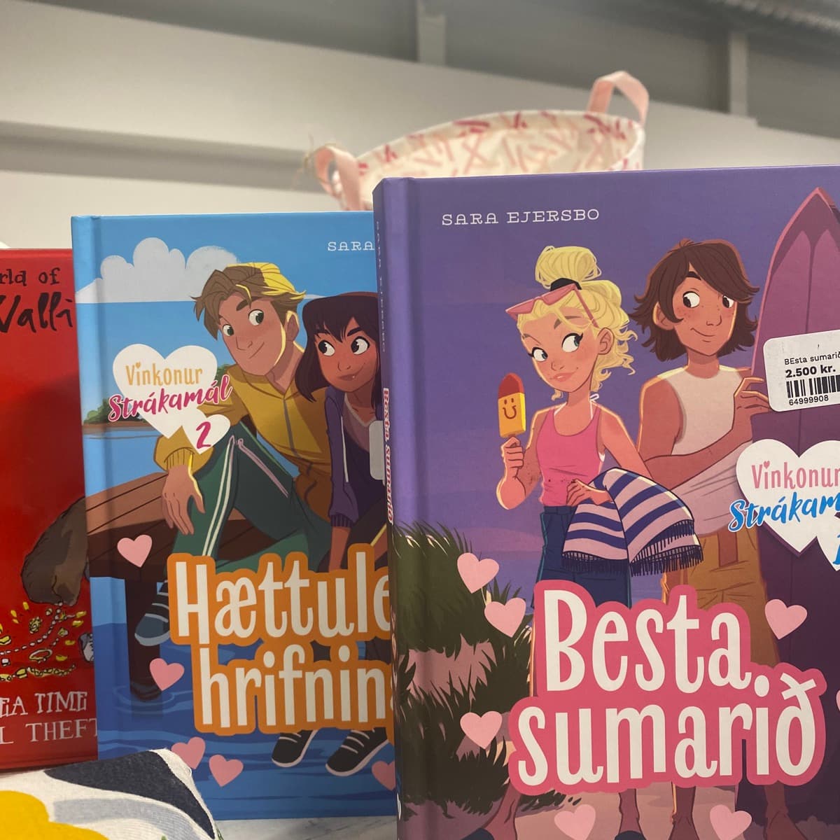 Barnabækur og borðspil