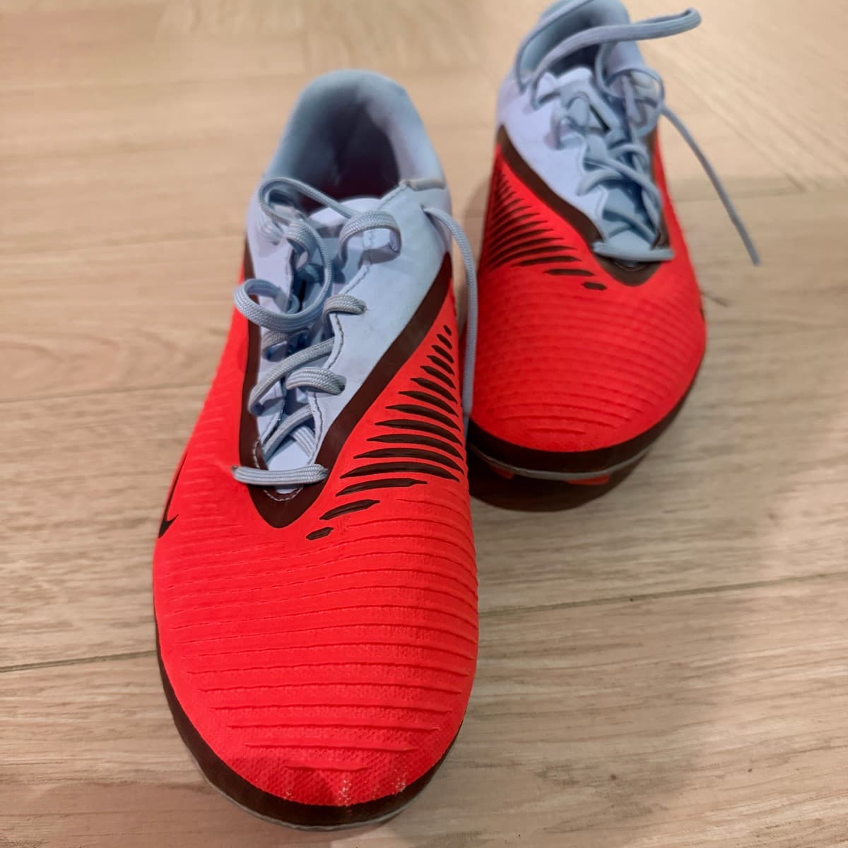 Nike Phantom fótboltaskór