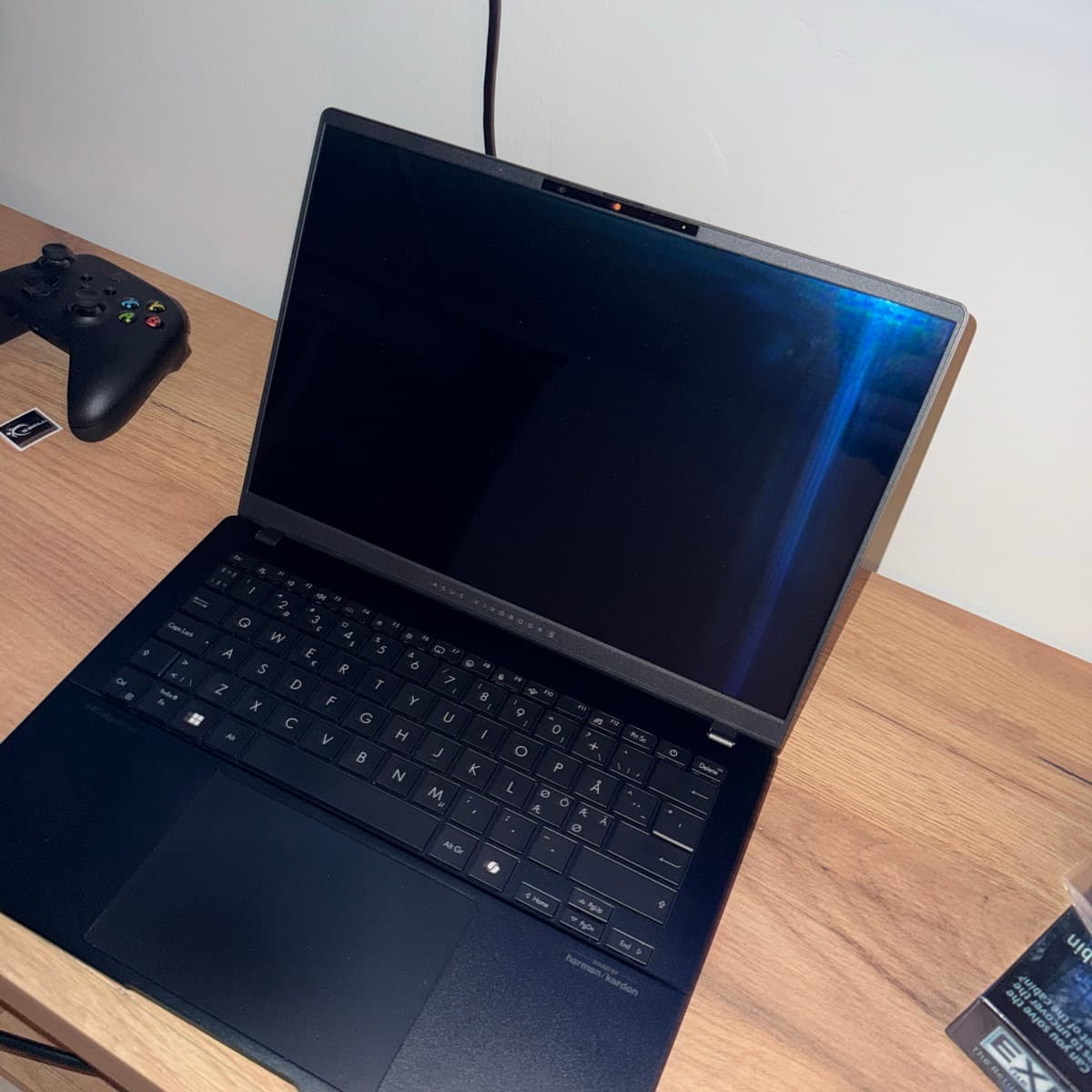 ASUS Vivobook S14