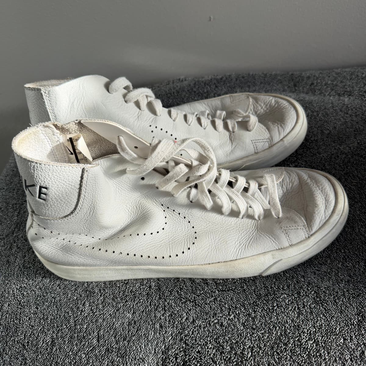 Nike Blazer Mid strigaskór