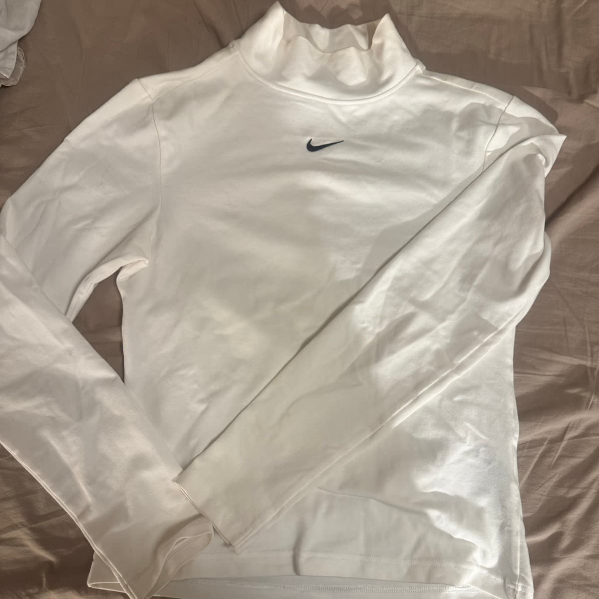 Nike rúllukragabolur