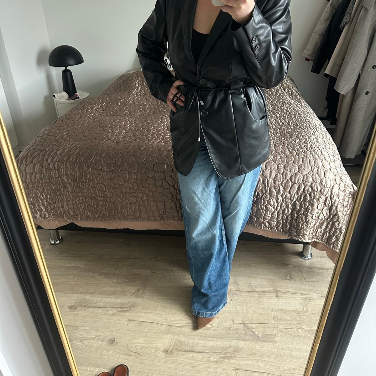 Jakki með bindireim