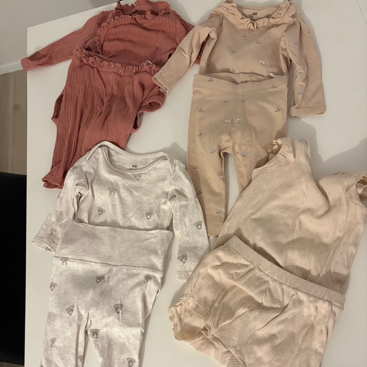 Barnafatasett frá H&M