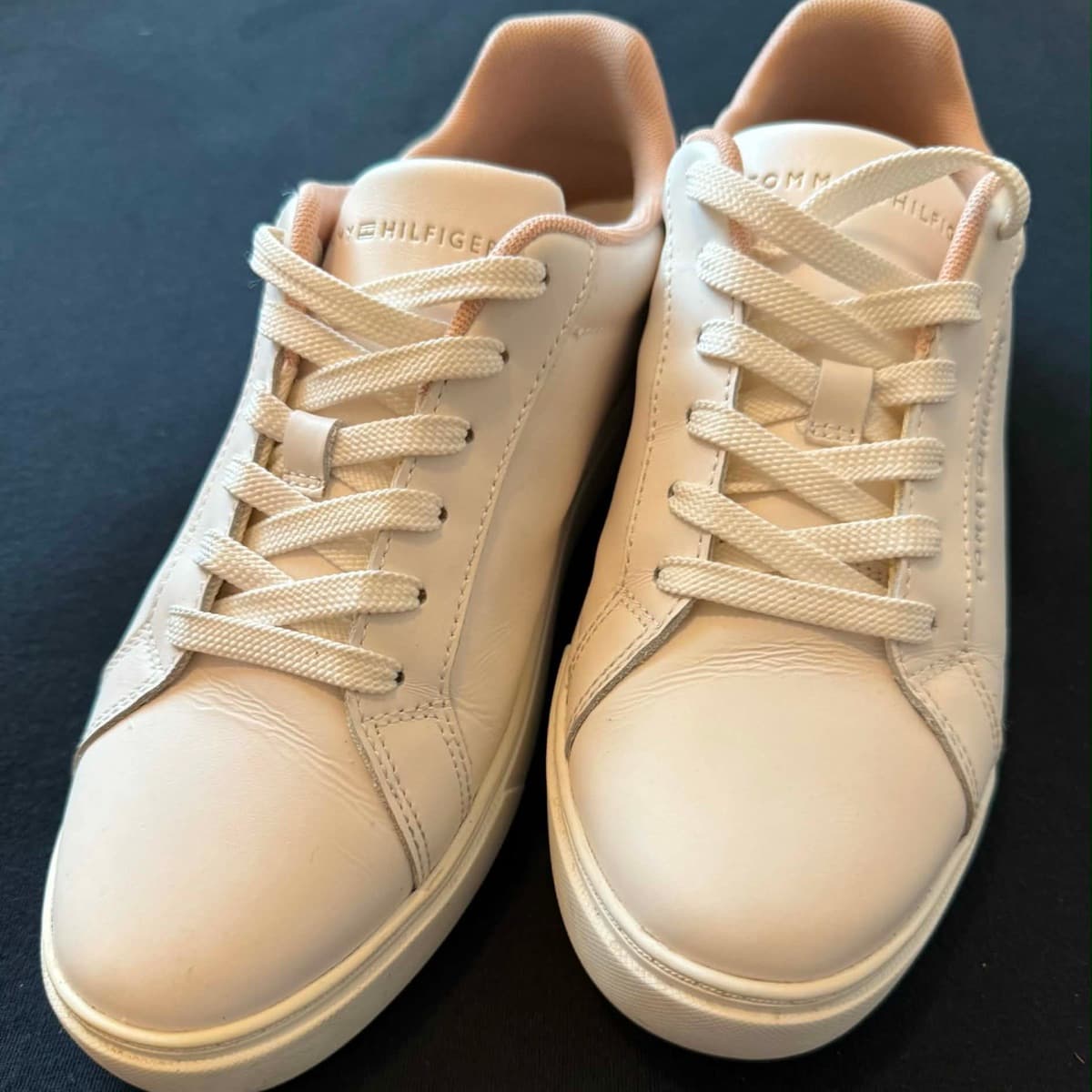 Tommy Hilfiger strigaskór