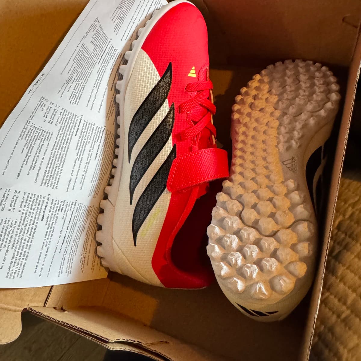 Adidas Predator fótboltaskór