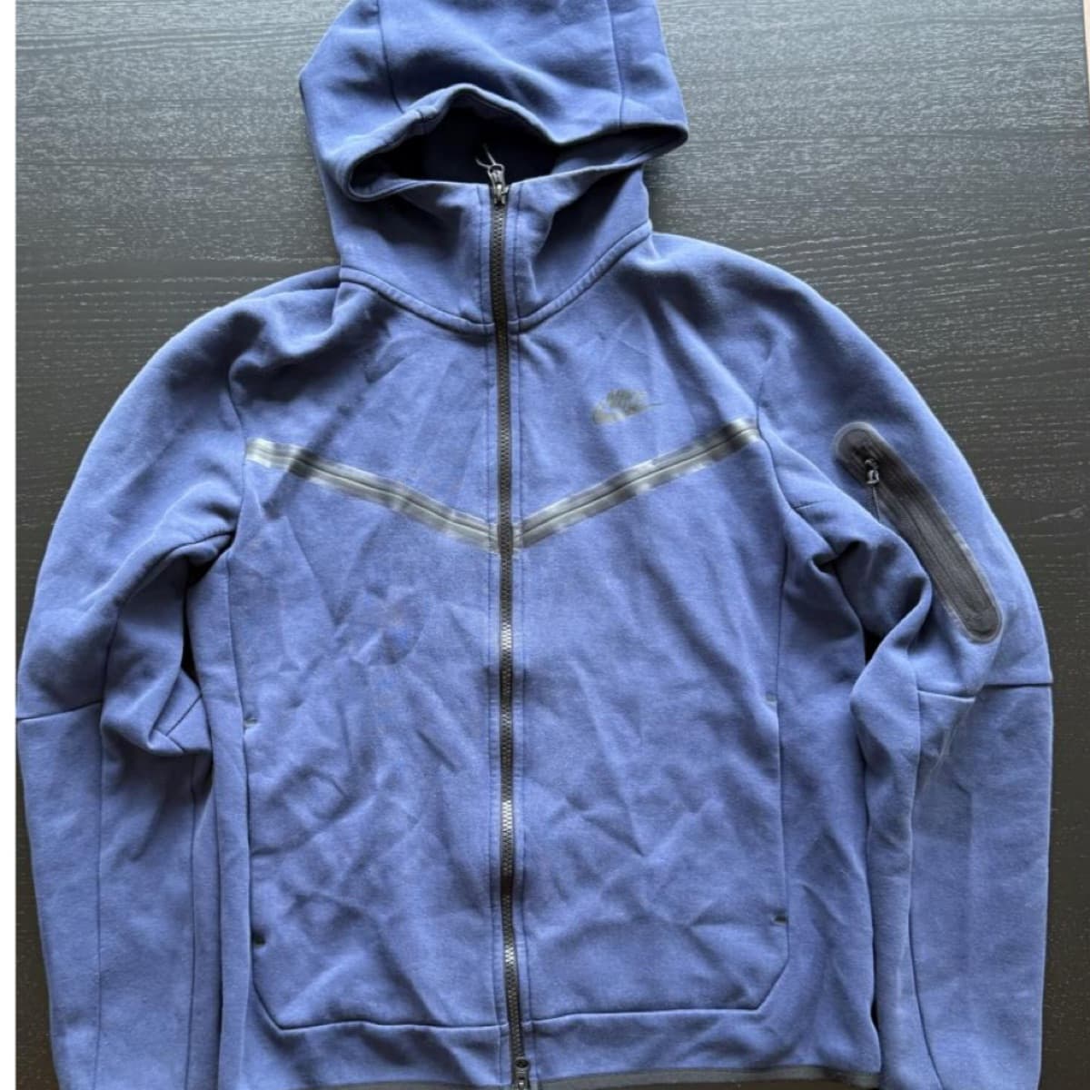Nike Tech Fleece peysa