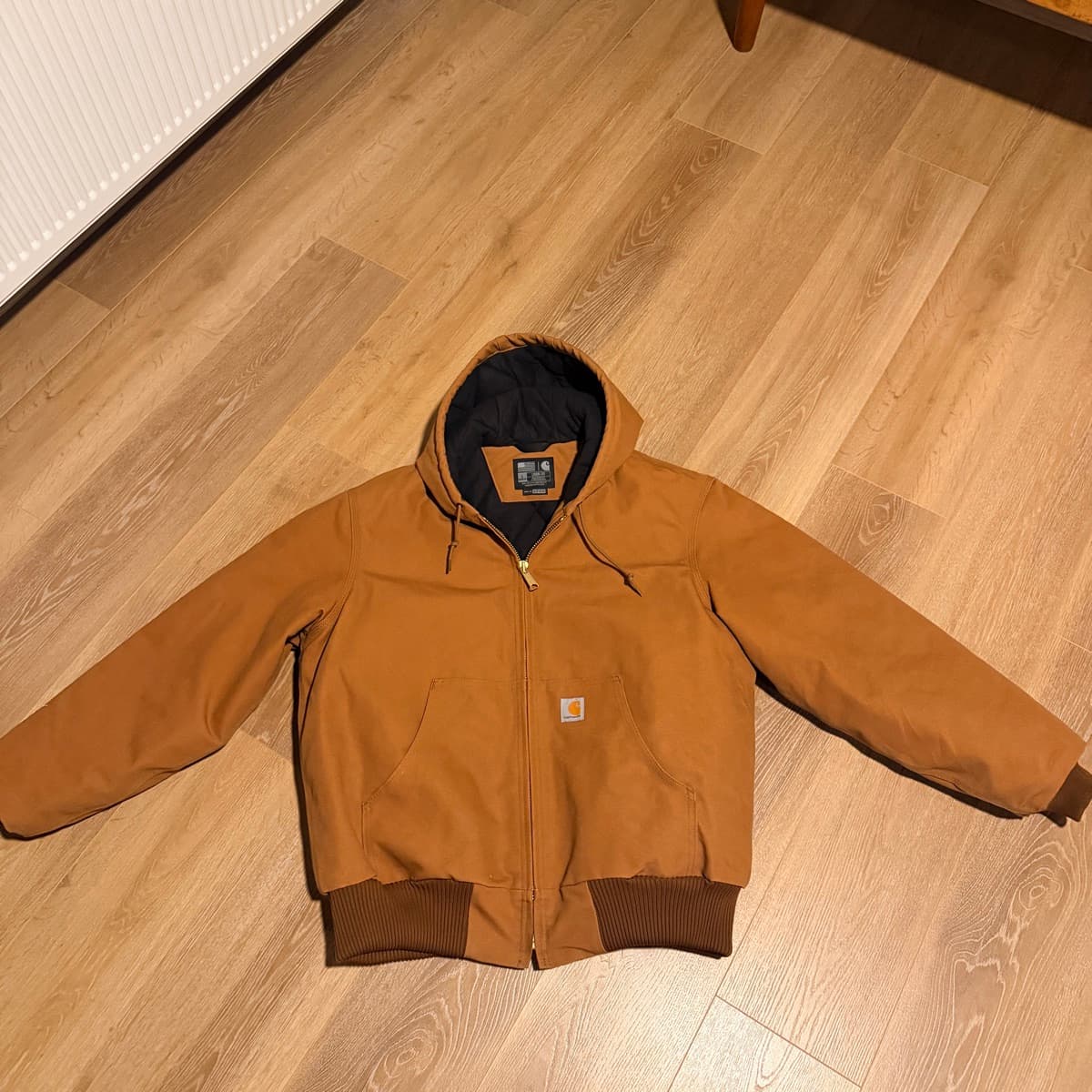 Carhartt hettujakki