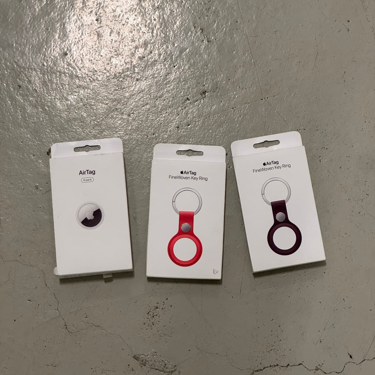 Apple AirTag og leðurlyklakippur