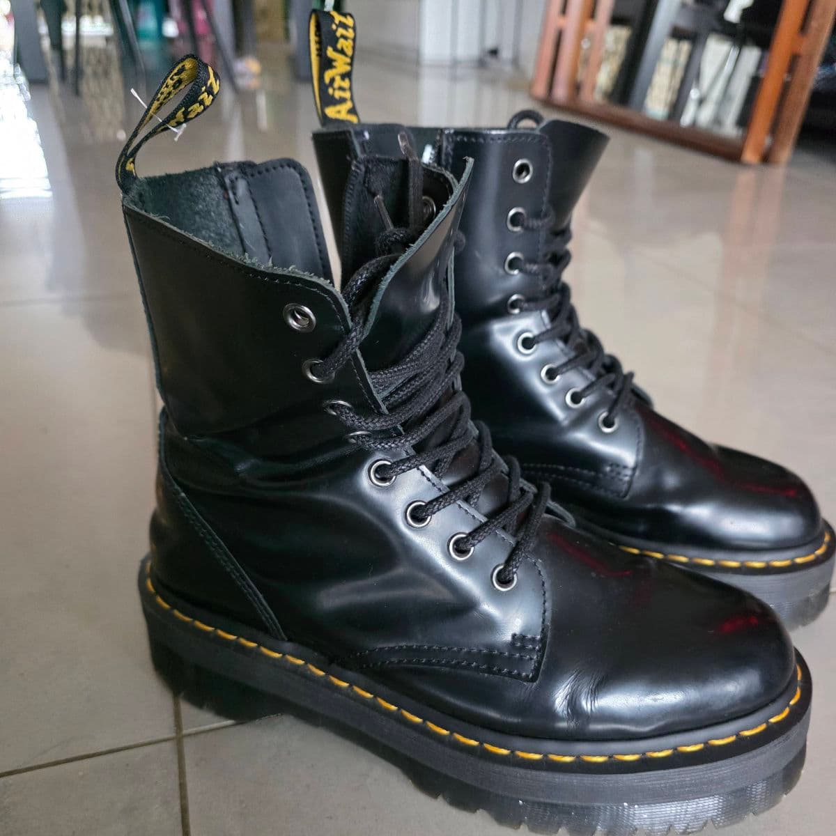 Dr. Martens JODAN III leðurboots