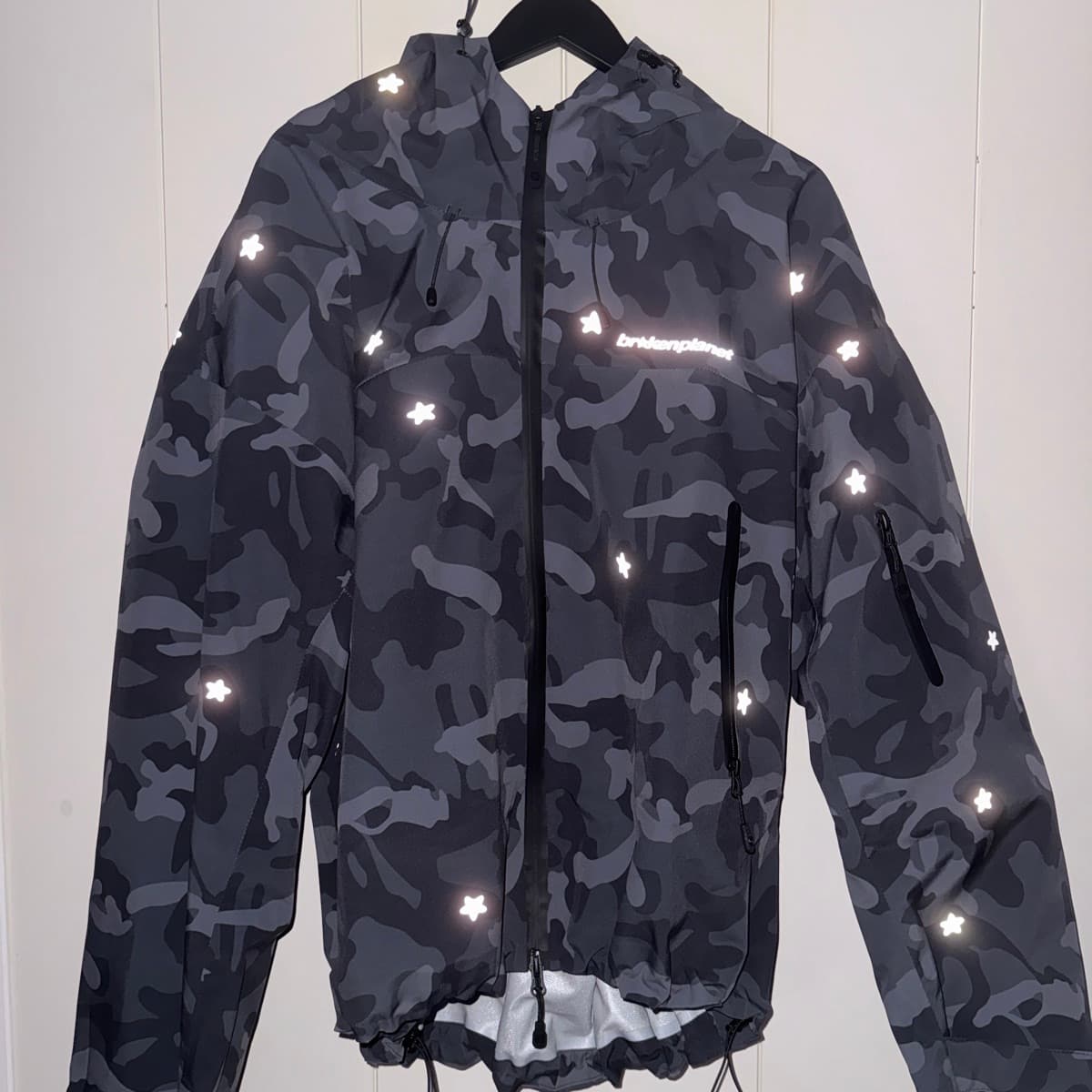 Broken Planet regn camo jakki