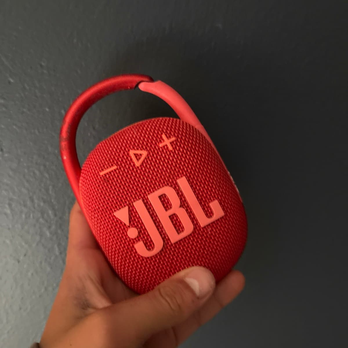 JBL ferðahátalari