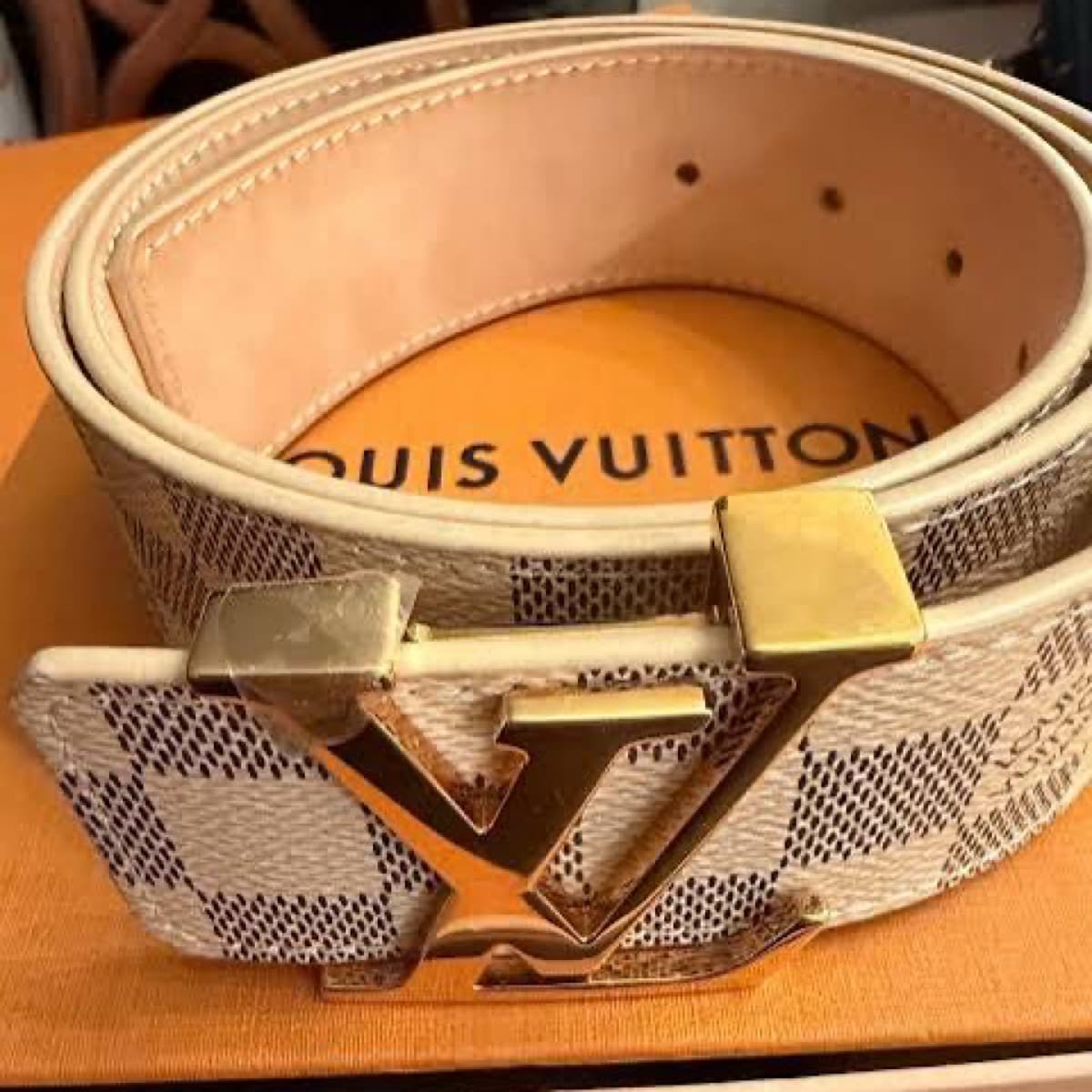 Louis Vuitton belti