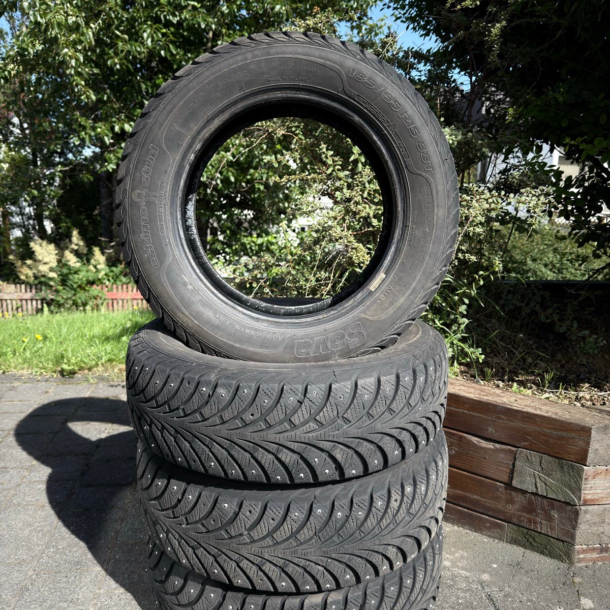 Sava nagladekk, 185/65 R15