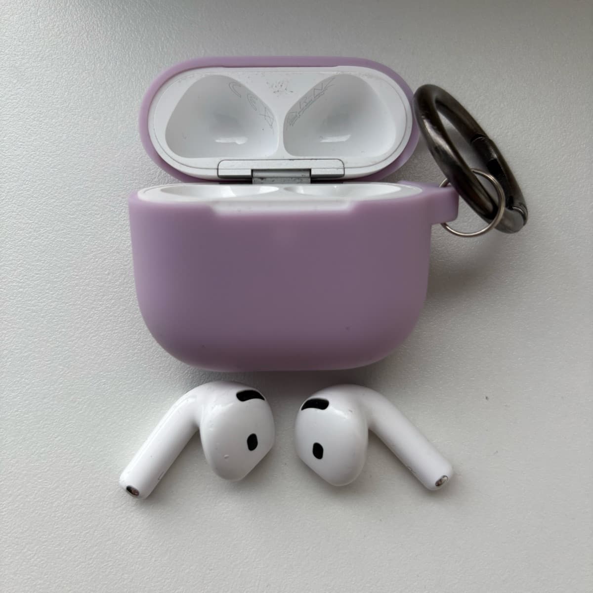 AirPods 4