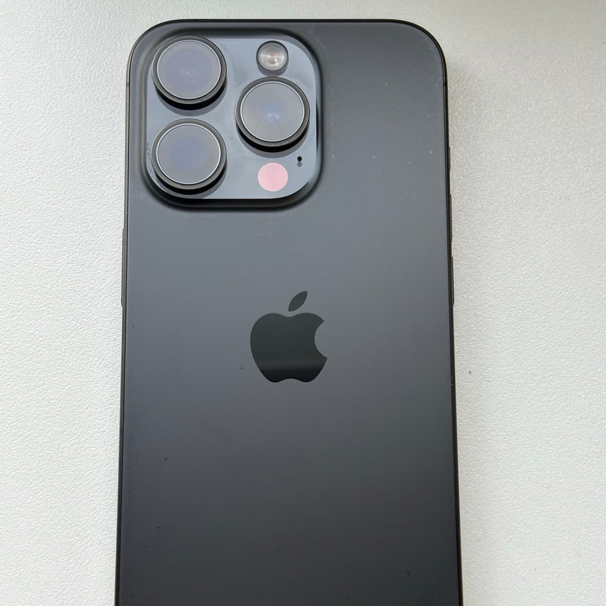 iPhone 15 Pro, 128GB, svartur