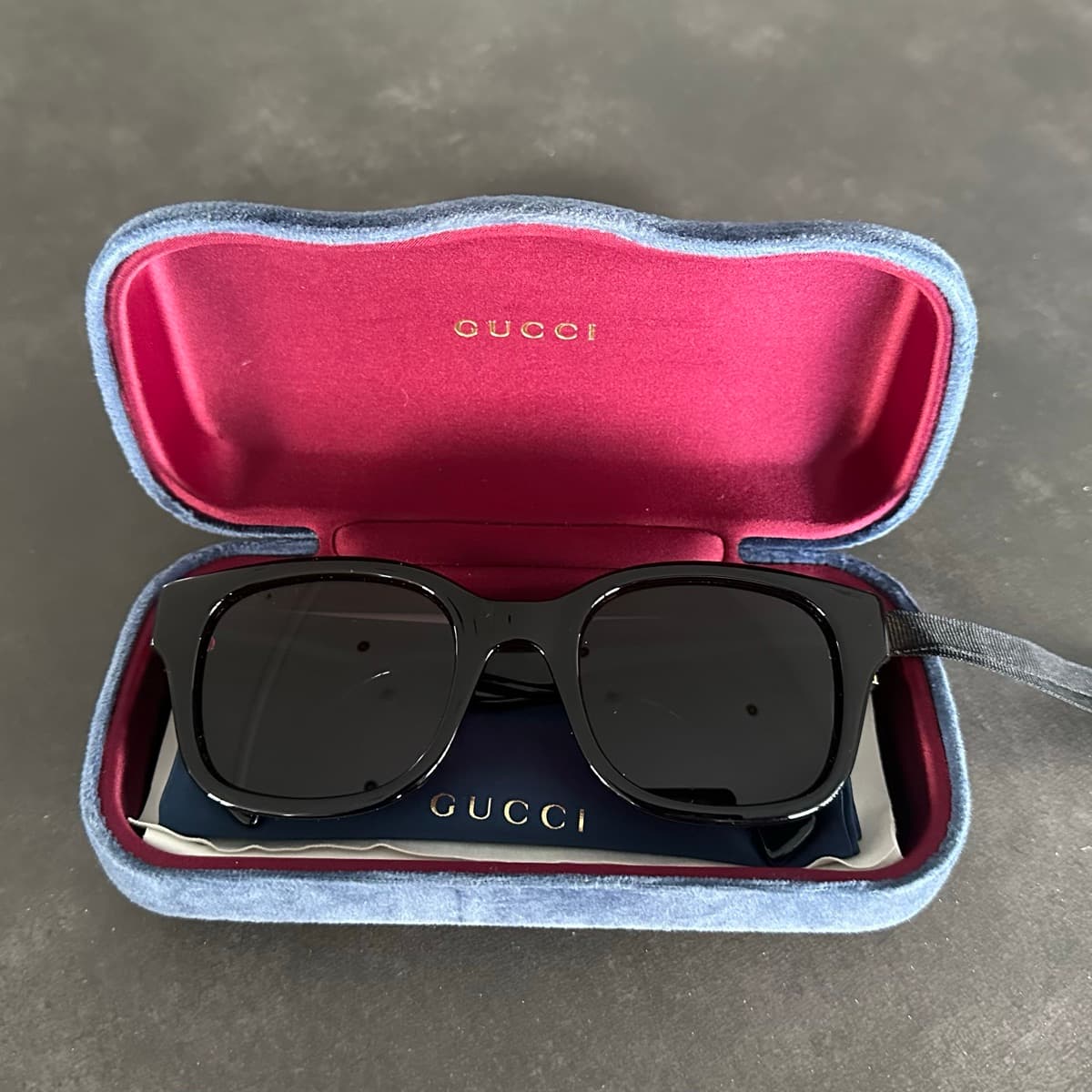 Gucci sólgleraugu