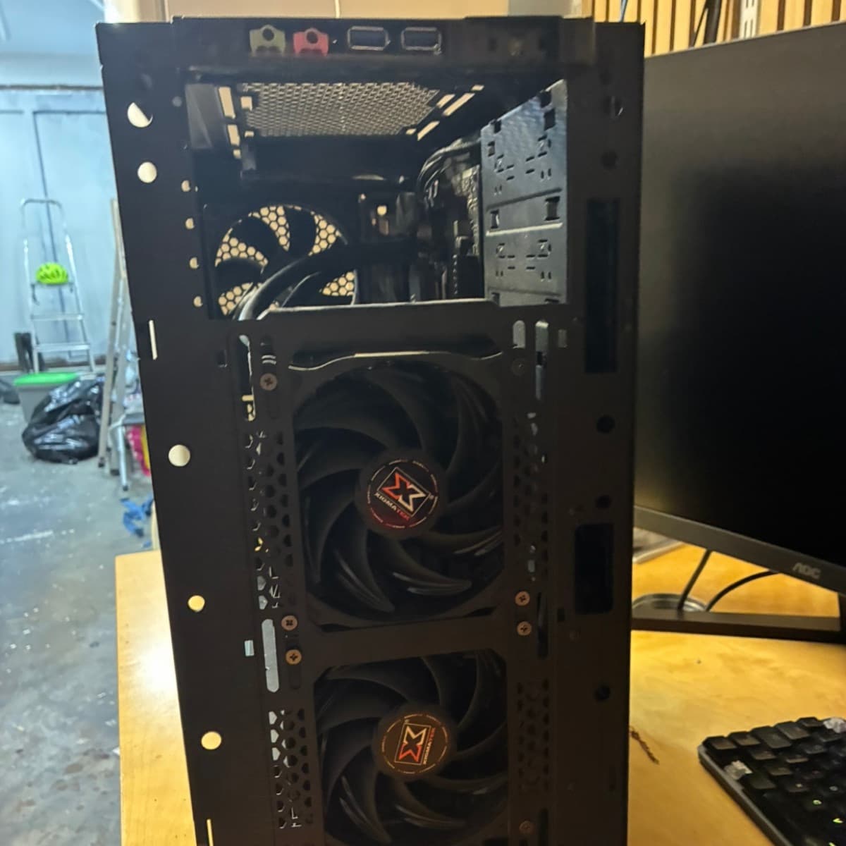 Z370 leikjatölva í hlutum