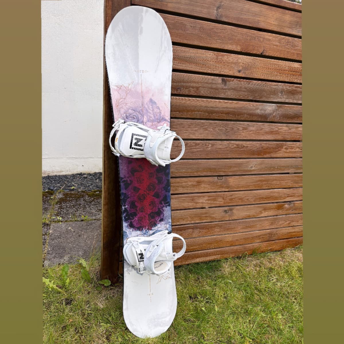 Nitro snjóbretti með bindingum