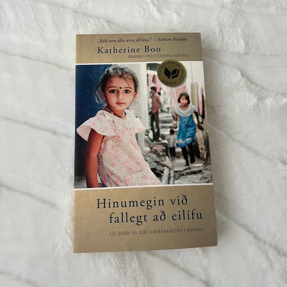 Hinunegin við fallegt að eilífu